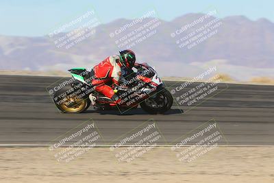 media/Dec-15-2023-Apex Assassins (Fri) [[91f19fb1c7]]/Racer 2/Session 2 (Bowl Exit)/
